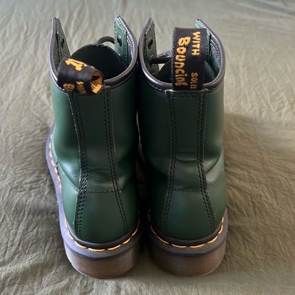 Dr. Martens | 1460 Smooth Leather Lace Up Boots - Picture 4 of 9